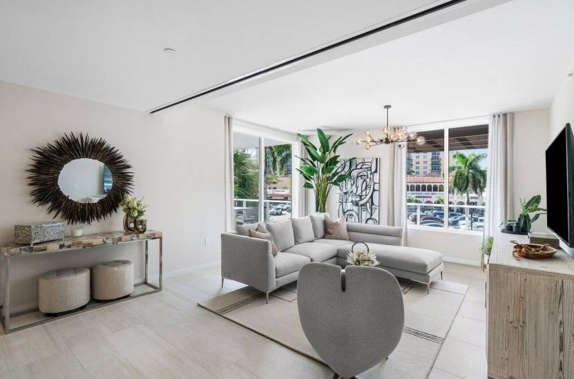 200 SE Mizner Boulevard, 211, Boca Raton