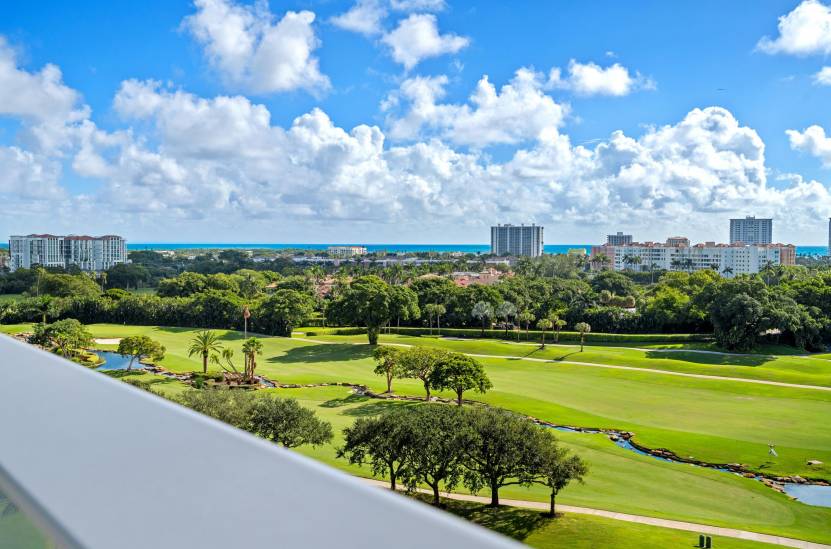 220 SE Mizner Boulevard Ph-24, Boca Raton